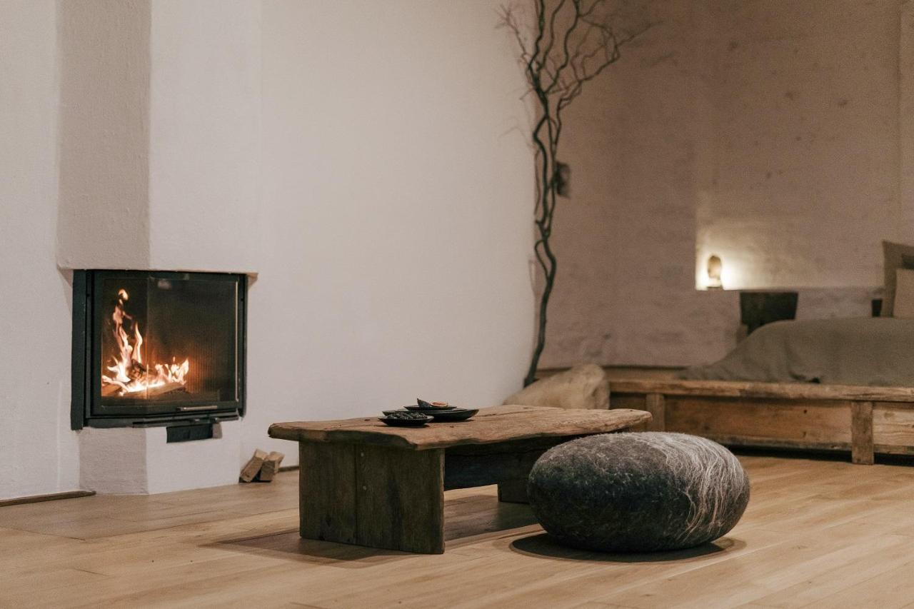 N O C T U R N E Apartment Kamianets Podilskyi Bagian luar foto