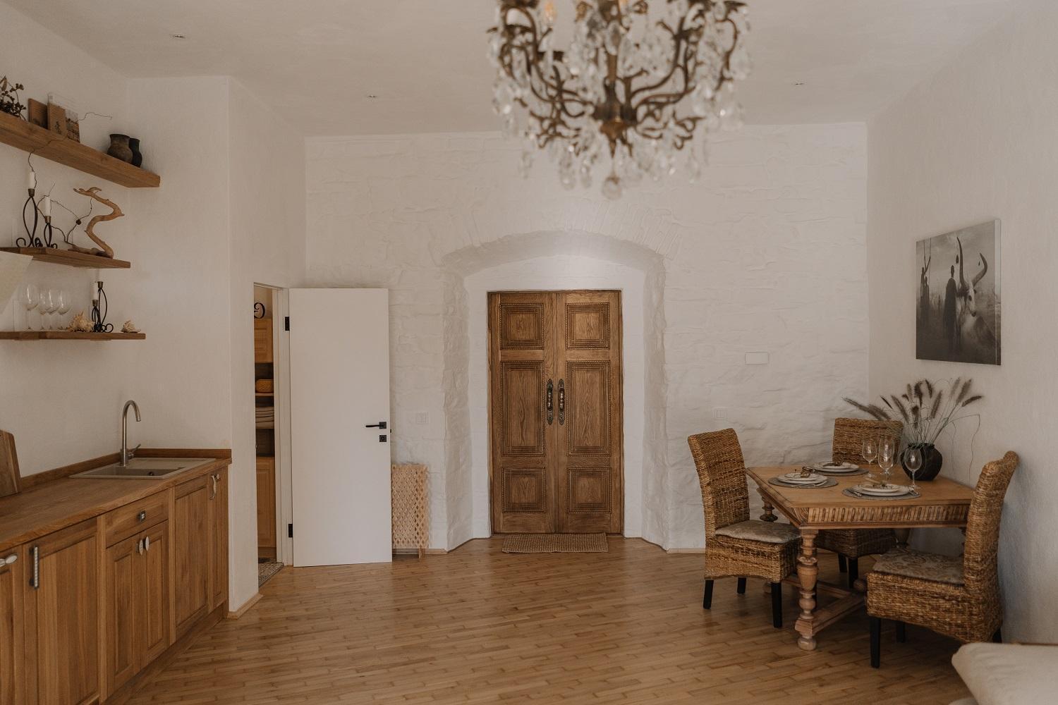 N O C T U R N E Apartment Kamianets Podilskyi Bagian luar foto