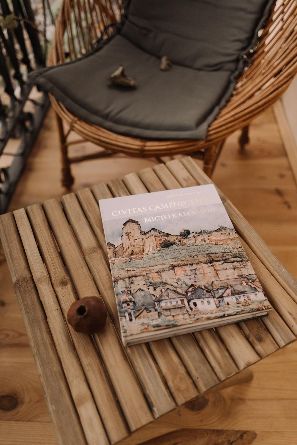 N O C T U R N E Apartment Kamianets Podilskyi Bagian luar foto